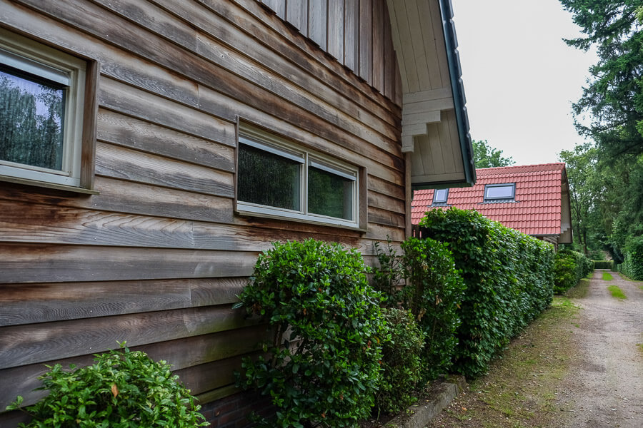 De Specht | Stoere houten lodge voor 9 personen | Veluwe Lodges Otterlo